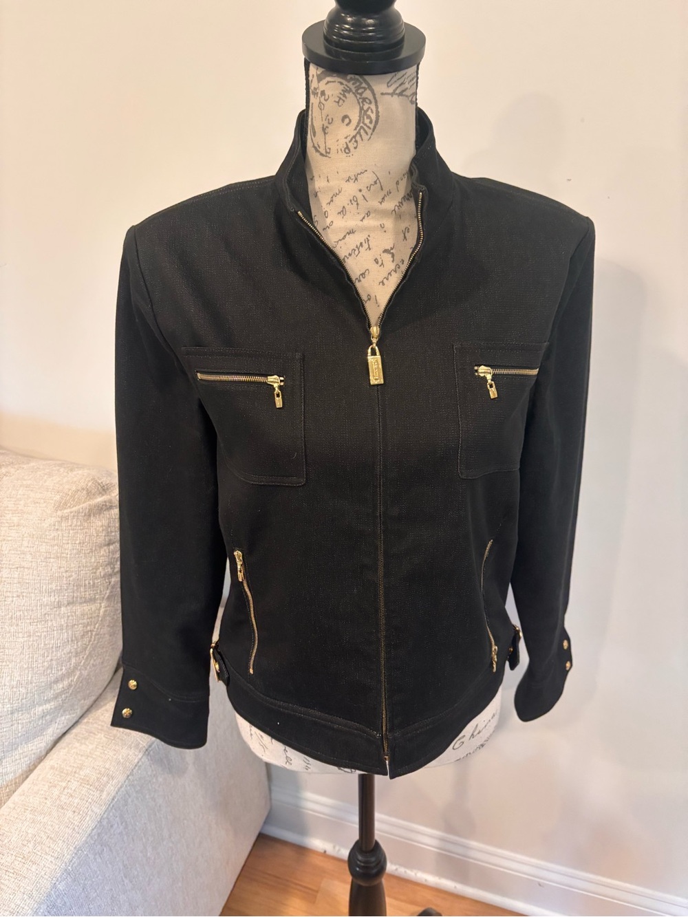 Vintage St John Sport by Marie Gray black jacket size medium